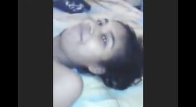 印度的性爱视频索非亚（Sofia），来自孟买的年轻女孩 1 敏 20 sec