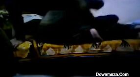 অপেশাদার ইন্ডিয়ান সেক্স ভিডিওগুলি একটি যুবতী মেয়েটির বৈশিষ্ট্যযুক্ত 1 মিন 50 সেকেন্ড