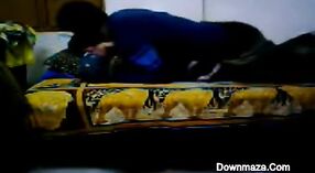 অপেশাদার ইন্ডিয়ান সেক্স ভিডিওগুলি একটি যুবতী মেয়েটির বৈশিষ্ট্যযুক্ত 4 মিন 50 সেকেন্ড