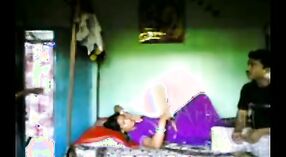 हौशी व्हिडिओमध्ये तिच्या शेजा by ्याने देसी मिल्फला चोदले 3 मिन 30 सेकंद