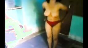 Indiano Moglie Masturba e Dita Se stessa per Marito in Dilettante Video 2 min 50 sec