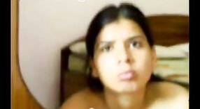 Ấn độ tình dục video featuring một mallu cô gái ' s ngực 1 tối thiểu 20 sn