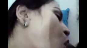 देसी सचिव एचडी अश्लील वीडियो में उसके प्रेमी के साथ शरारती हो जाता है 2 मिन 50 एसईसी
