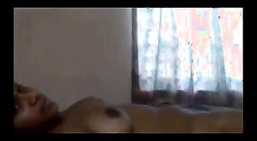 அமெச்சூர் இந்திய செக்ஸ் திரைப்படம்: கேரளாவைச் சேர்ந்த ஆசிரியர் தனது மாணவனைப் பிடிக்கிறார் 0 நிமிடம் 40 நொடி