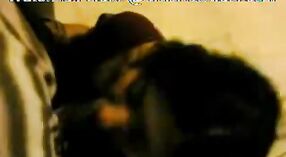 ಭಾರತೀಯ ಸೆಕ್ಸ್ ಚಿತ್ರ ಒಳಗೊಂಡ ಒಂದು ಬಿಸಿ ಪಾಕಿಸ್ತಾನಿ ಮಿಲ್ಫ್ 2 ನಿಮಿಷ 40 ಸೆಕೆಂಡು