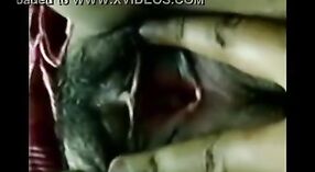 Hint seks video featuring bir chittagong sis ve ona kardeş 5 dakika 20 saniyelik