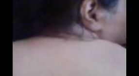 Vidéo porno indienne mettant en vedette une milf aux gros seins 2 minute 50 sec