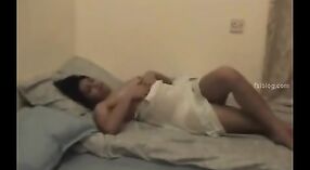 Amateur Desi meisjes in College Hostel seks Video - 0 min 0 sec