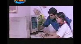 ಭಾರತೀಯ ಸೆಕ್ಸ್ ಚಲನಚಿತ್ರ: ಎ ದೇಸಿ ಮಿಲ್ಫ್ 1 ನಿಮಿಷ 00 ಸೆಕೆಂಡು