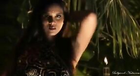 Indiase Porno Video Featuring sensuele en erotische onthulling 2 min 00 sec