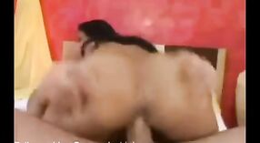 Ấn độ tình dục video featuring của tôi friend ' s vợ 1 tối thiểu 20 sn