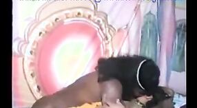 Video seks India yang menampilkan gadis mallu asli 3 min 40 sec