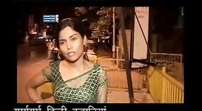 Desi Mädchen auf Hindi: Ein Porno-Video 3 min 00 s