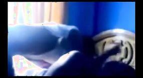 دیسی اداکارہ' شوقین سونے کے کمرے منظر کے ساتھ چھاتی چوسنے کی عادت 0 کم از کم 0 سیکنڈ