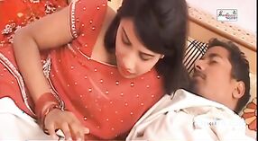 Desi Girls与性感的B级女演员在热门色情场景中 1 敏 40 sec