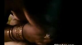تیلگو بیوی بے نقاب ہو جاتا ہے اور شوکیا فحش ویڈیو میں زبانی جنسی انجام دینے پر مجبور 2 کم از کم 10 سیکنڈ