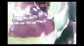 Indiano sesso video con un dehati bhabi e il suo devar in il Guava Giardino 3 min 50 sec