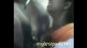 Video de sexo indio con la tía de la oficina Sur que le da un bocado a la polla de su hijo mayor 3 mín. 50 sec