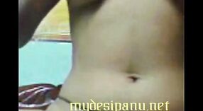 Desi milf Mahima exposes her hot body to her lover's webcam 1 min 40 sec