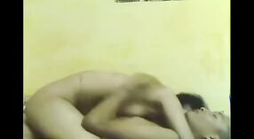 Desi girls in Indian sex videos - First time on cam 2 min 30 sec