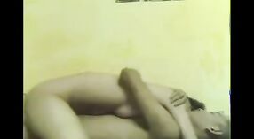 インドのセックスビデオのデジガールズ - 初めてカム 3 分 10 秒