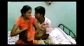 印度性爱录像带，有一个desi女孩和她的阵风 2 敏 00 sec