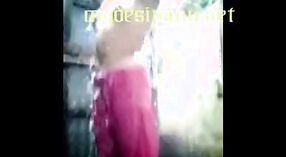 Amateur porn video of a Bengali girl in an outdoor bath 1 min 40 sec