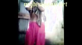 Amateur porn video of a Bengali girl in an outdoor bath 3 min 20 sec