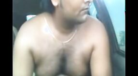 Desi girl gets fucked by her lover on highway in amateur video 5 min 40 sec