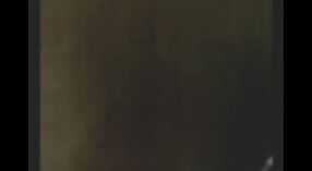 ಹೊಸದಾಗಿ ಮದುವೆಯಾದ ಭಾಬಿ ಮತ್ತು ಅವಳ ಮೊದಲ ಮೆಹೆಂಡಿ ಫಕ್ ಸೆಷನ್ ಒಳಗೊಂಡ ಭಾರತೀಯ ಸೆಕ್ಸ್ ವಿಡಿಯೋ 2 ನಿಮಿಷ 50 ಸೆಕೆಂಡು