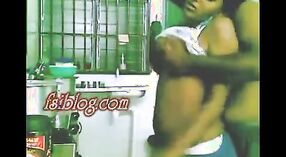 Video seks India yang menampilkan seorang gadis Srilankan untuk pertama kalinya dengan sepupunya di dapur 2 min 20 sec