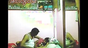 Amator indyjski seks wideo featuring the pokojówka kto dostaje przejebane przez jej dom owner 3 / min 50 sec