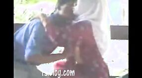 Indyjski Bhabi & amp; # 039; s Amatorskie odkryty porno z kochankiem 4 / min 20 sec
