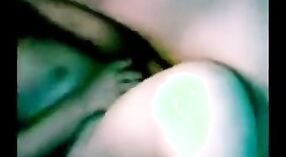 Vidéo de sexe indien mettant en vedette une étudiante et son voisin 6 minute 10 sec