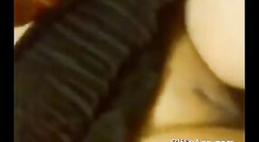 สมัครเล่นเว็บแคมลูกเบี้ยวเพศสาววัยรุ่นโฮมเมดหีดู 1 นาที 40 วินาที