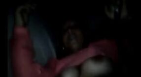 الهندي الجنس أشرطة الفيديو من بيهاري فتاة الحصول على مارس الجنس من قبل صاحب متجر 2 دقيقة 40 ثانية