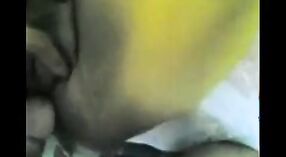 Une étudiante indienne devient coquine avec son amant dans une vidéo porno amateur 1 minute 00 sec