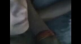 ভারতীয় অশ্লীল ভিডিও: প্রতিবেশীর মিল্ফ তার প্রতিবেশী দ্বারা চুদেছে 13 মিন 20 সেকেন্ড