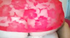 দেশি স্ত্রী প্রেমিককে এইচডি ভিডিওতে একটি শৃঙ্গাকার ব্লজব দেয় 7 মিন 50 সেকেন্ড