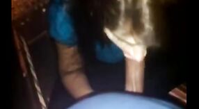 দেশি গার্ল এই অপেশাদার ভিডিওতে তার বসকে একটি গরম ব্লজব দেয় 1 মিন 50 সেকেন্ড
