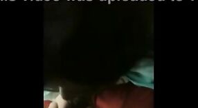 Videos de sexo indio con una chica de oficina bengalí cachonda que hace una mamada humeante 1 mín. 50 sec