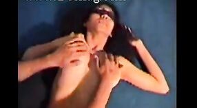 Desi-Mädchen von Forein Werden im Amateur-Porno-Video ungezogen 1 min 40 s