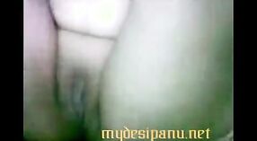 तिच्या दुसर्‍या भारतीय सेक्स व्हिडिओमध्ये देसी गर्ल डिव्य स्टार 2 मिन 20 सेकंद