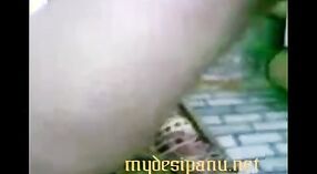 देसी लड़की दिव्या सितारों में उसके दूसरे भारतीय सेक्स वीडियो 2 मिन 40 एसईसी