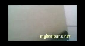 Amateur Indiase seks video featuring Payel, een sexy college student van Delhi 3 min 30 sec