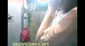 Video amateur de fugas de baño de Jojo Banerjee con mms 3 mín. 20 sec