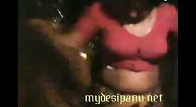 Vidéos de sexe indien mettant en vedette la femme de Ranu et son amie MMS 2 minute 40 sec