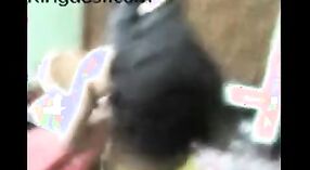 देसी पत्नी स्ट्रिप्स नीचे पाने के लिए शरारती में इस शौकिया अश्लील वीडियो 0 मिन 40 एसईसी
