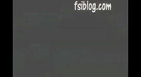 கசிந்த ஊழலில் தேசி பெண்ணின் குழு பேங் இடம்பெறும் இந்திய செக்ஸ் வீடியோ 3 நிமிடம் 30 நொடி