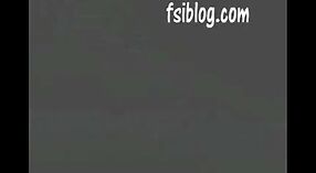 கசிந்த ஊழலில் தேசி பெண்ணின் குழு பேங் இடம்பெறும் இந்திய செக்ஸ் வீடியோ 4 நிமிடம் 20 நொடி